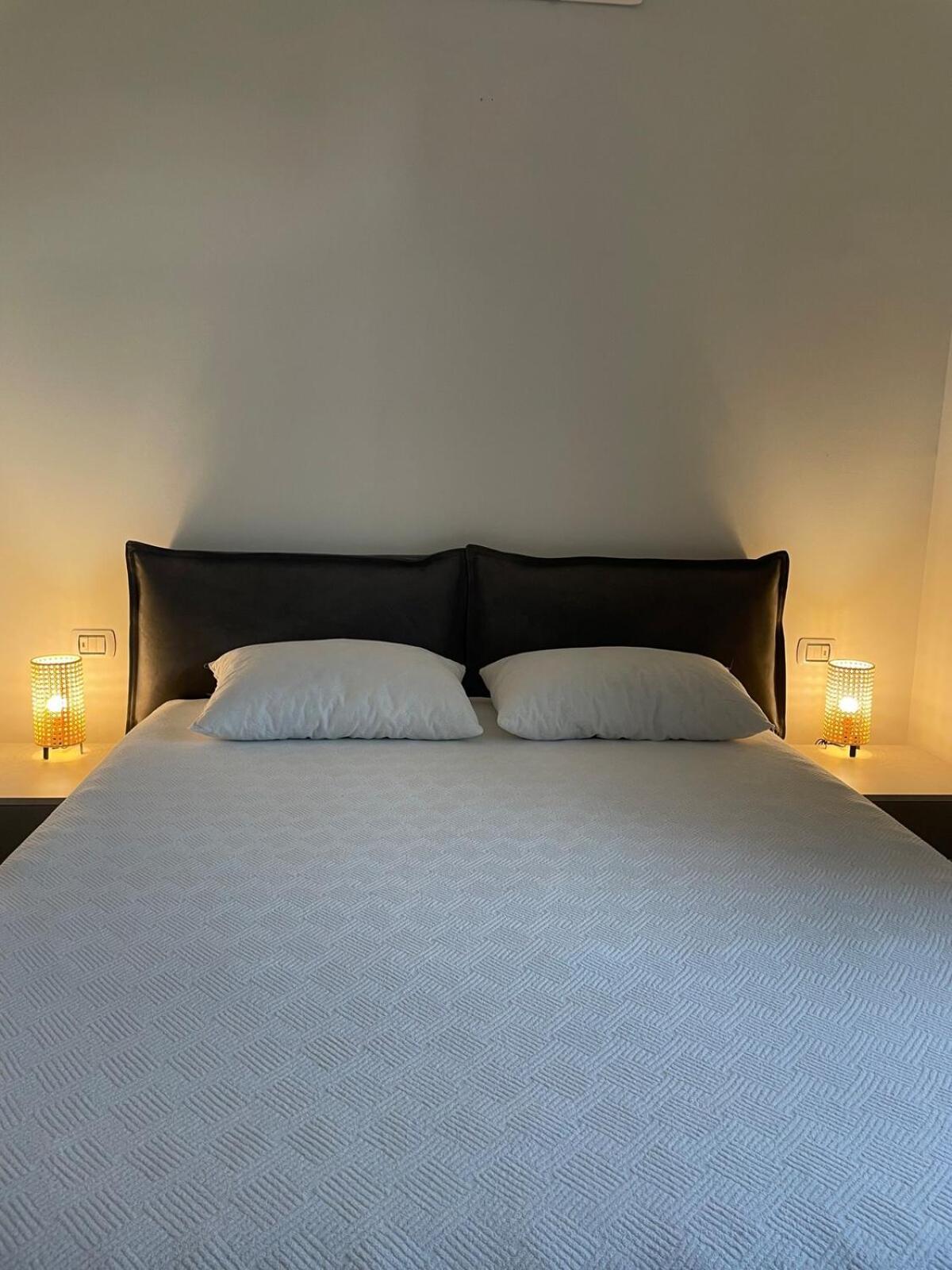 Nuovo In Viale Jenner, Luminoso E Strategico Appartement *