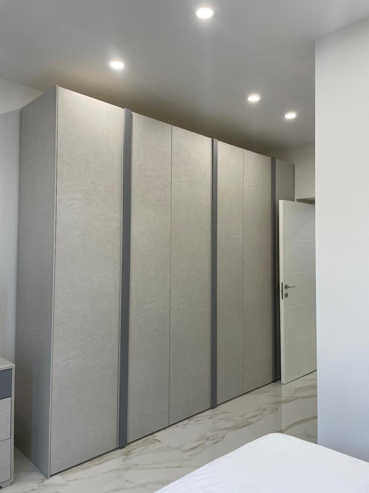 Nuovo In Viale Jenner, Luminoso E Strategico Appartement *